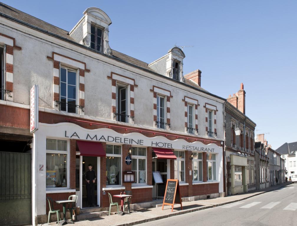 ホテル La Madeleine Saint-Benoît-sur-Loire 部屋 写真